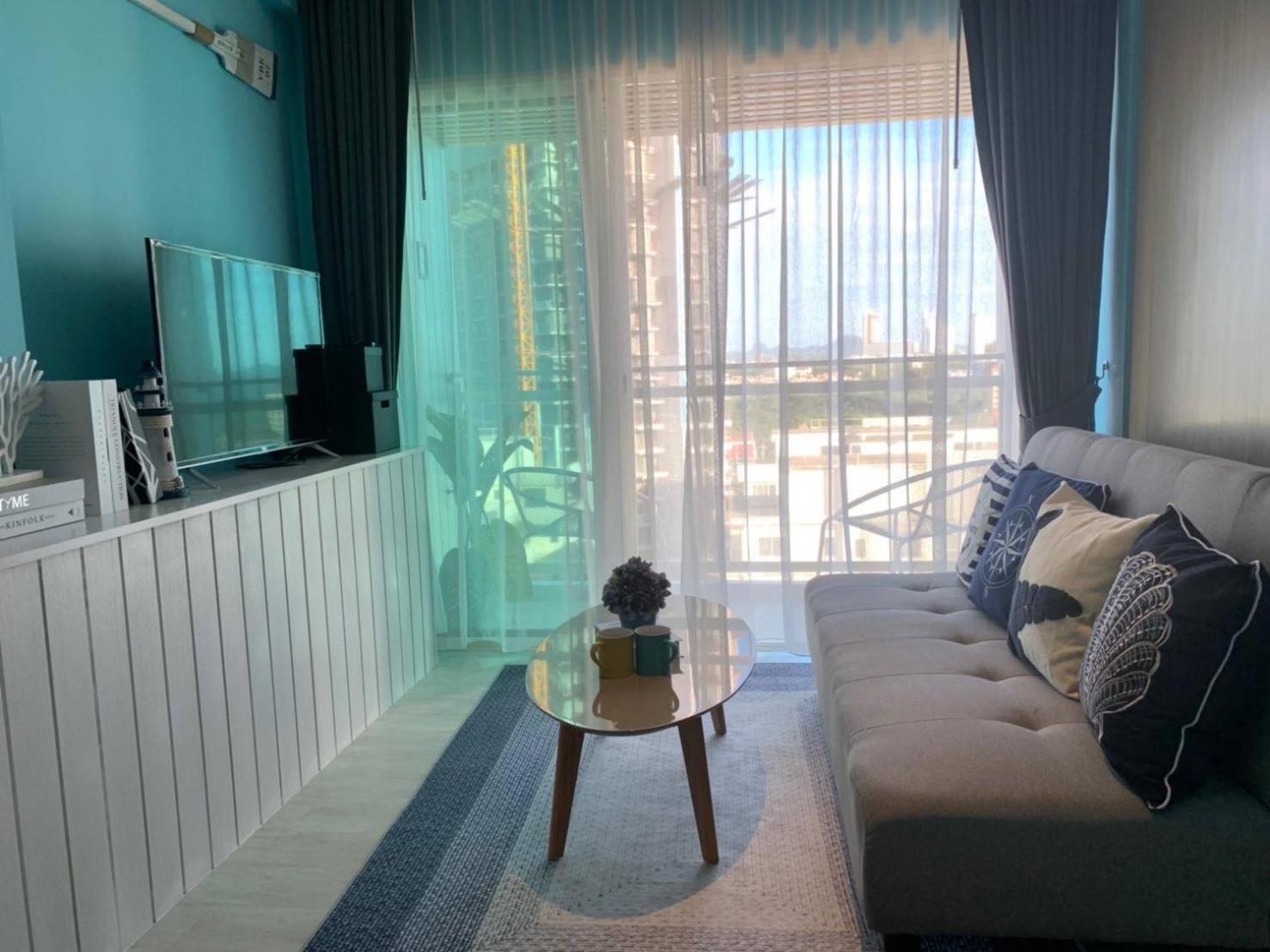 Veranda Residences Pattaya By Phung Jomtien Beach Extérieur photo